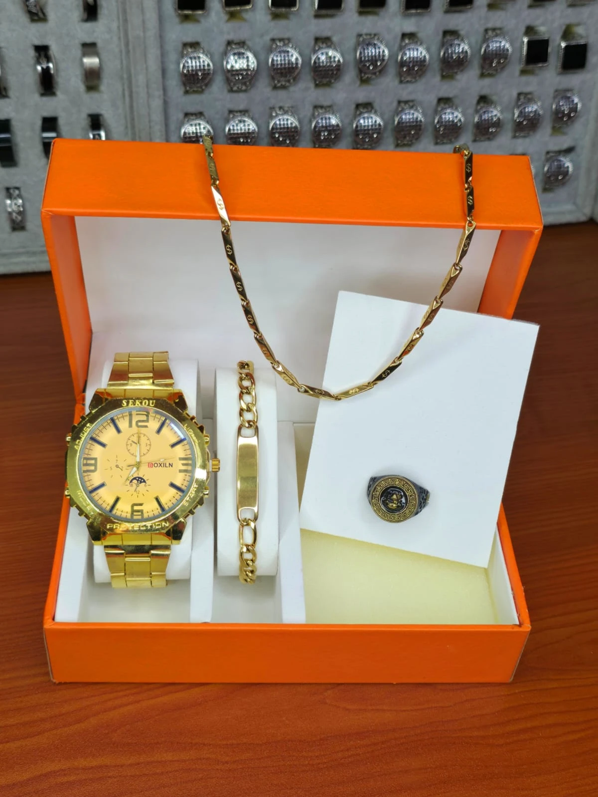 طقم اكسسوار رجالي ٤ قطع