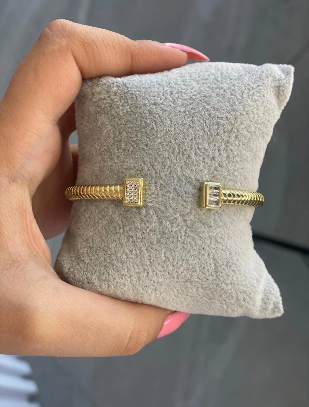 bangle
